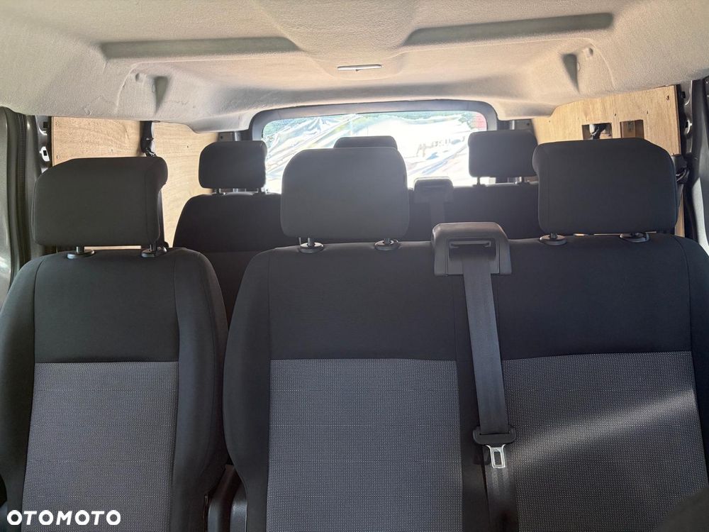 Peugeot Traveller - 20