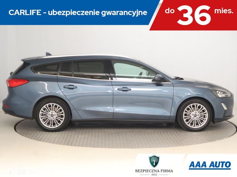 Ford Focus SW - 8