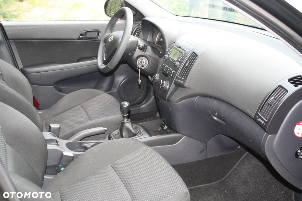 Hyundai i30 1.4 Edition Plus - 21
