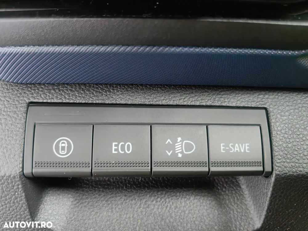 Dacia Duster HEV 140 Journey - 24
