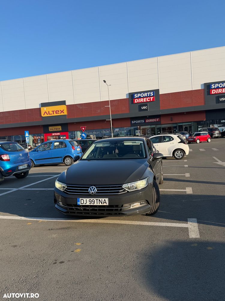 Volkswagen Passat 2.0 TDI DSG Comfortline - 4