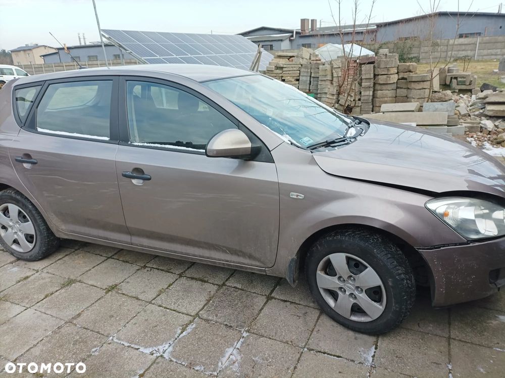 Kia Ceed 1.4 Comfort - 5