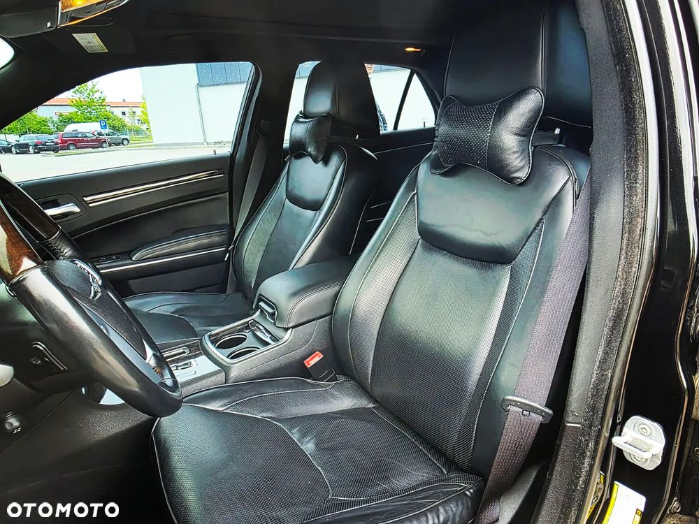 Chrysler 300C 5.7 V8 HEMI Automatik - 23