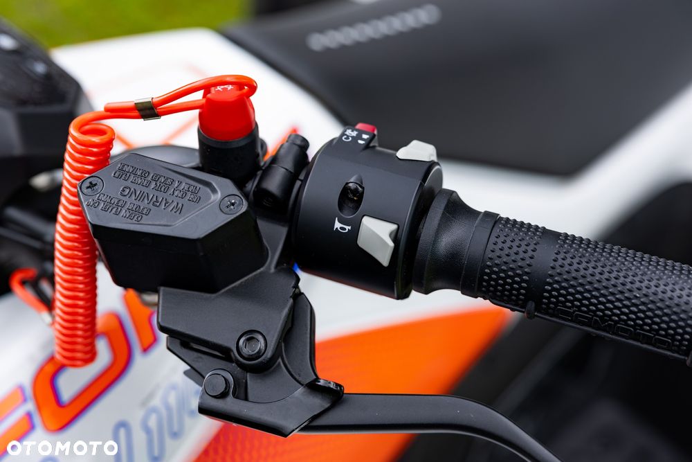 CFMoto CForce - 17