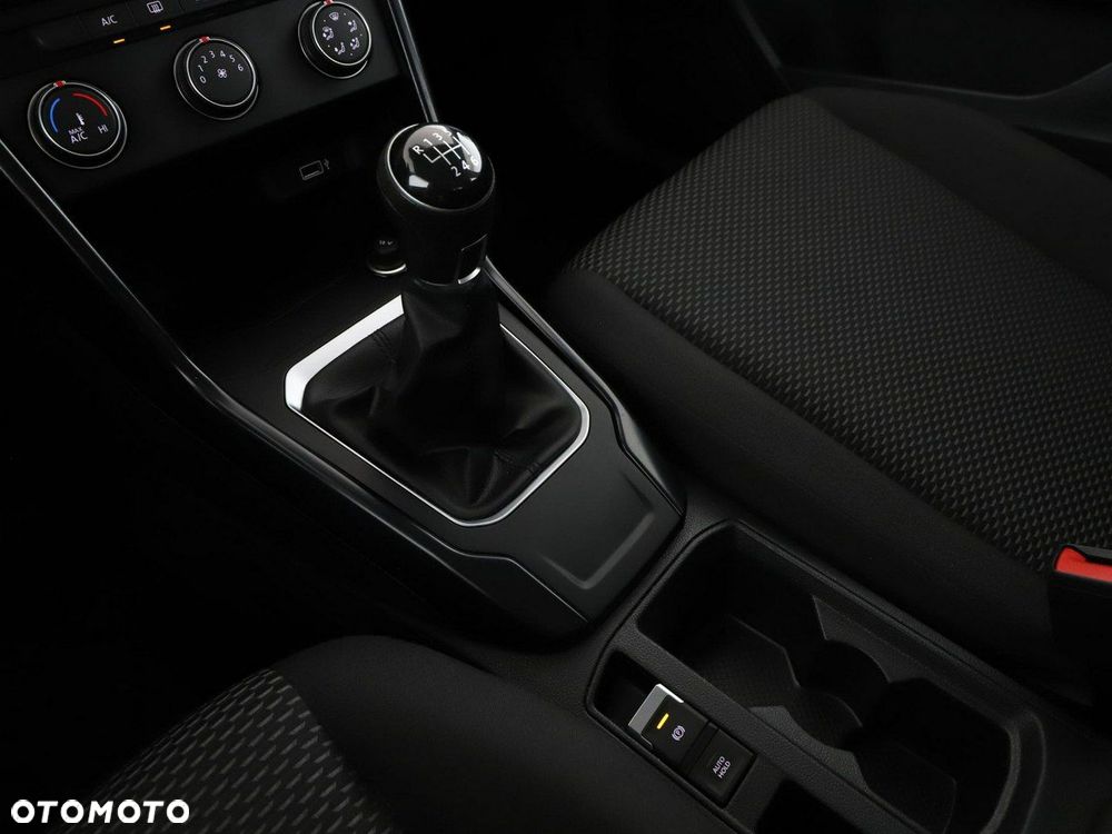 Volkswagen T-Roc 1.5 TSI Life - 27
