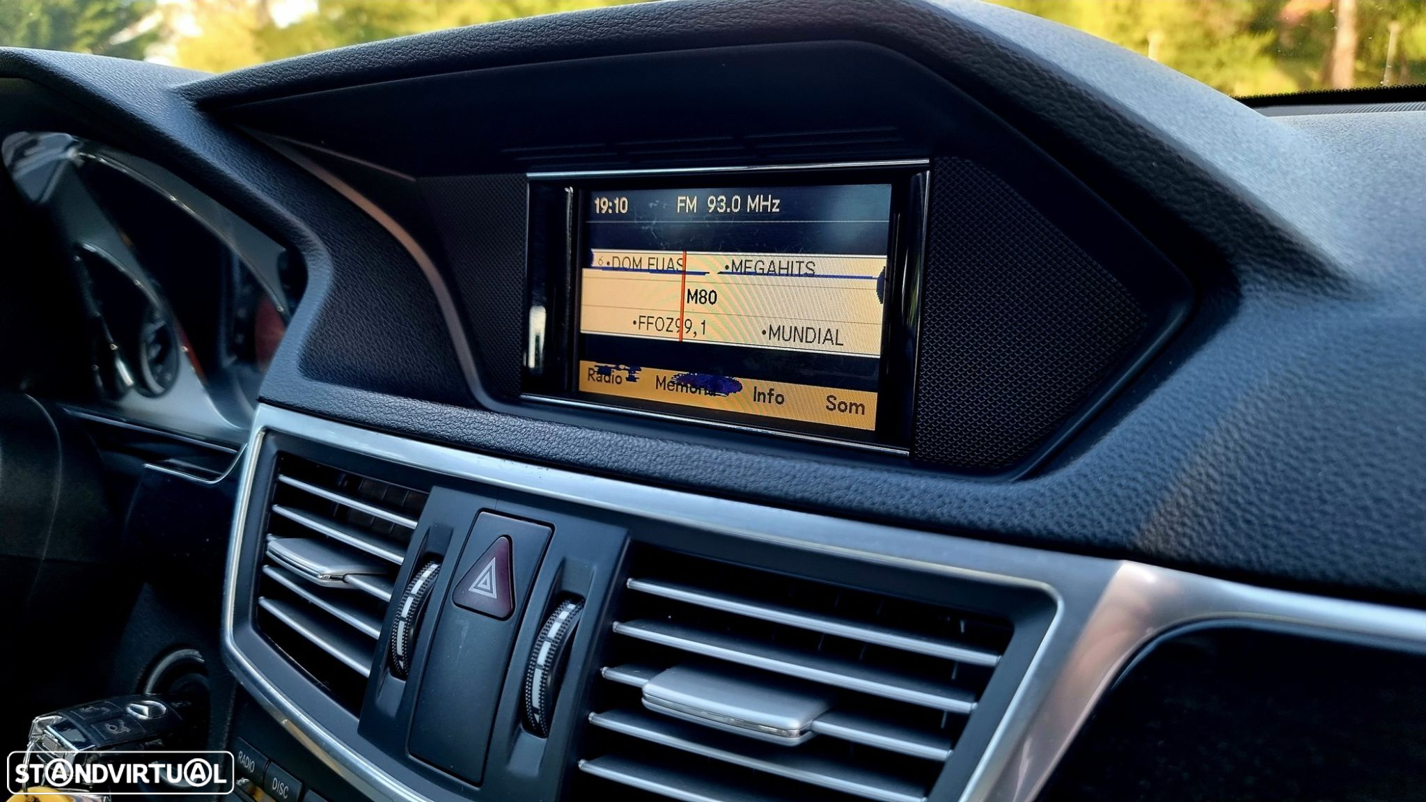 Mercedes-Benz E 220 CDi Avantgarde BlueEfficiency - 9