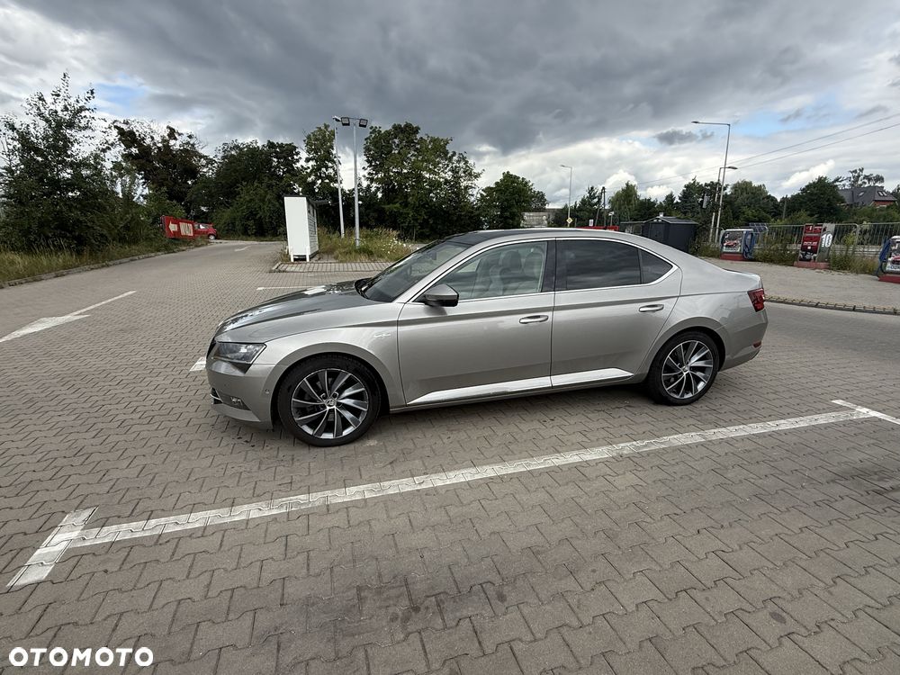 Skoda Superb - 1