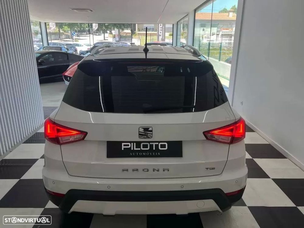 SEAT Arona 1.0 TGI XCELLENCE - 11