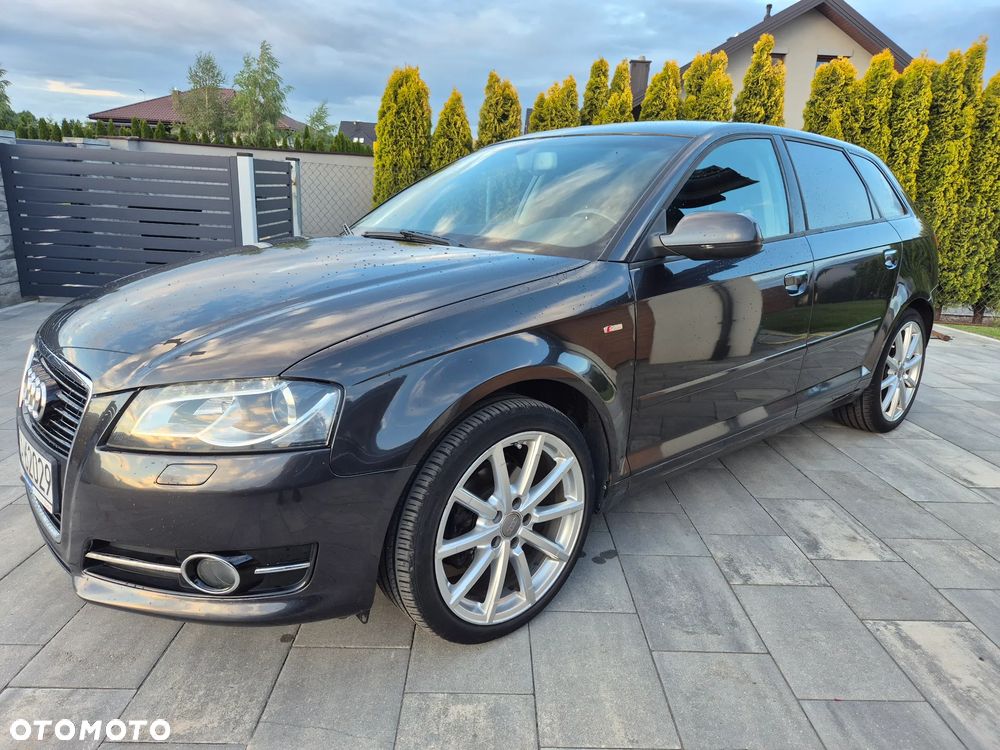 Audi A3 Sportback 2.0 TDI DPF Attraction - 1
