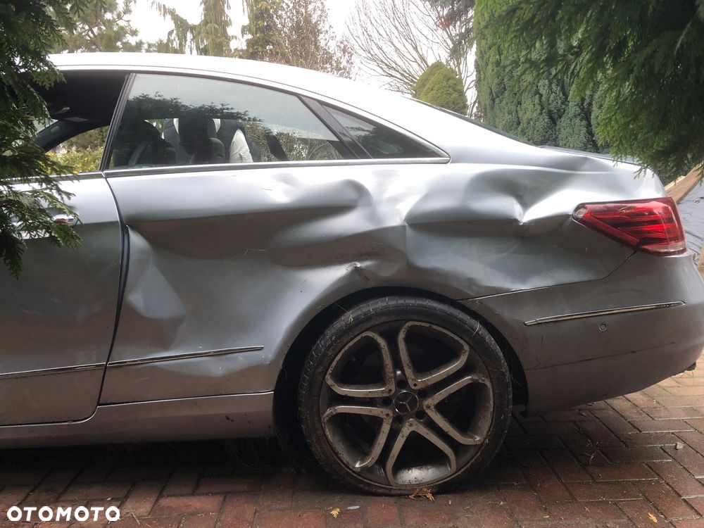 Mercedes-Benz Klasa E 220 d 9G-TRONIC Sport Edition - 5