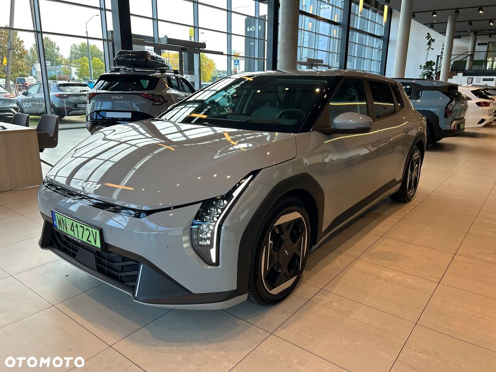 Kia EV4 - 3