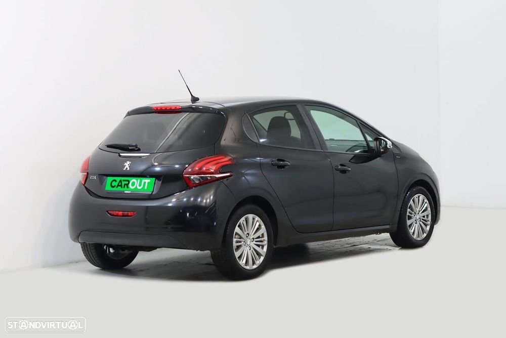 Peugeot 208 1.2 PureTech Signature EAT6 - 2
