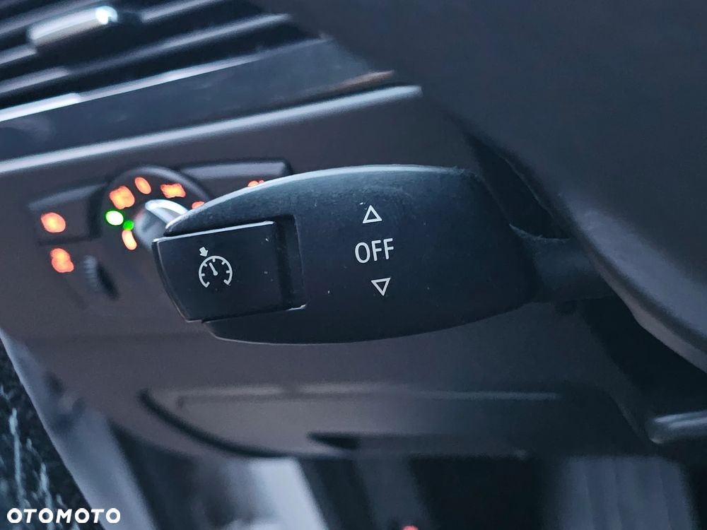 BMW Seria 5 520d Touring Edition Fleet Exclusive - 22