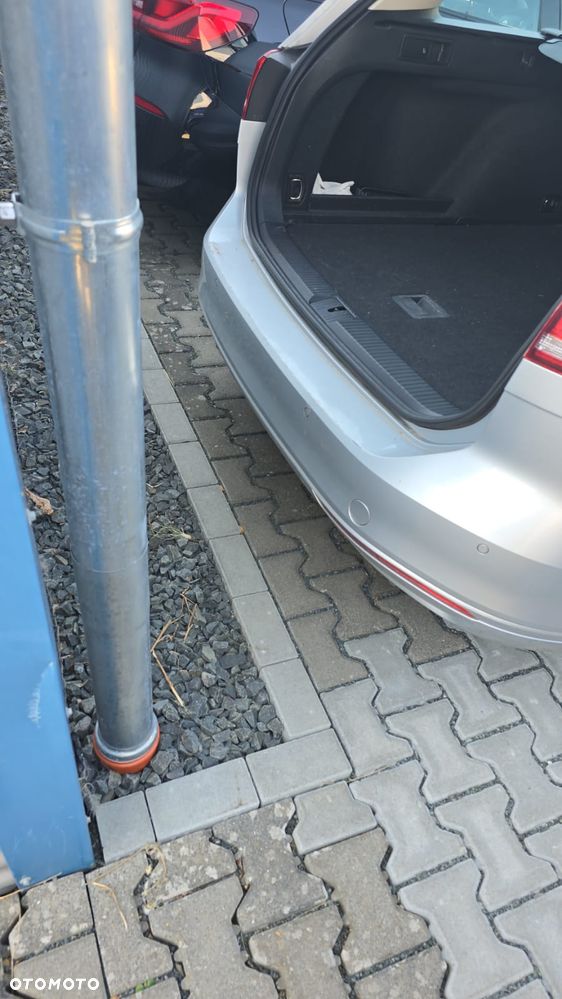Volkswagen Passat 2.0 TDI SCR DSG Business - 14