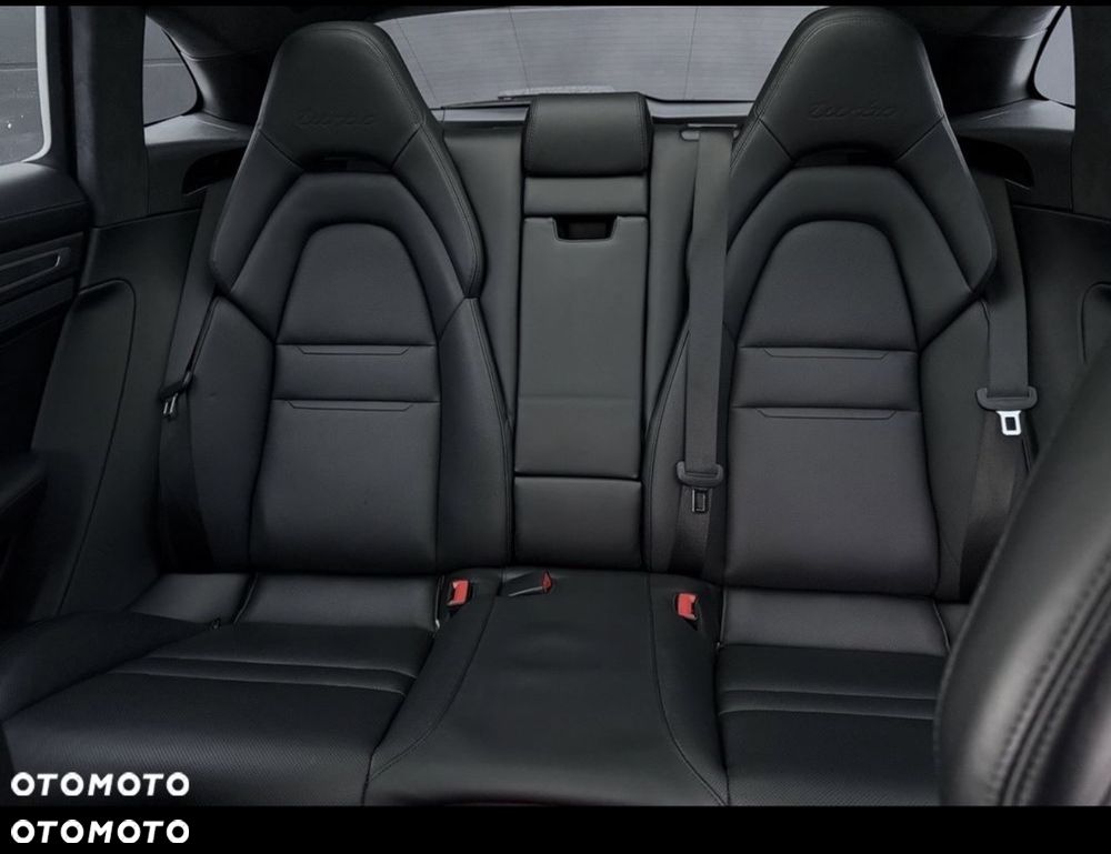 Porsche Panamera Turbo - 39