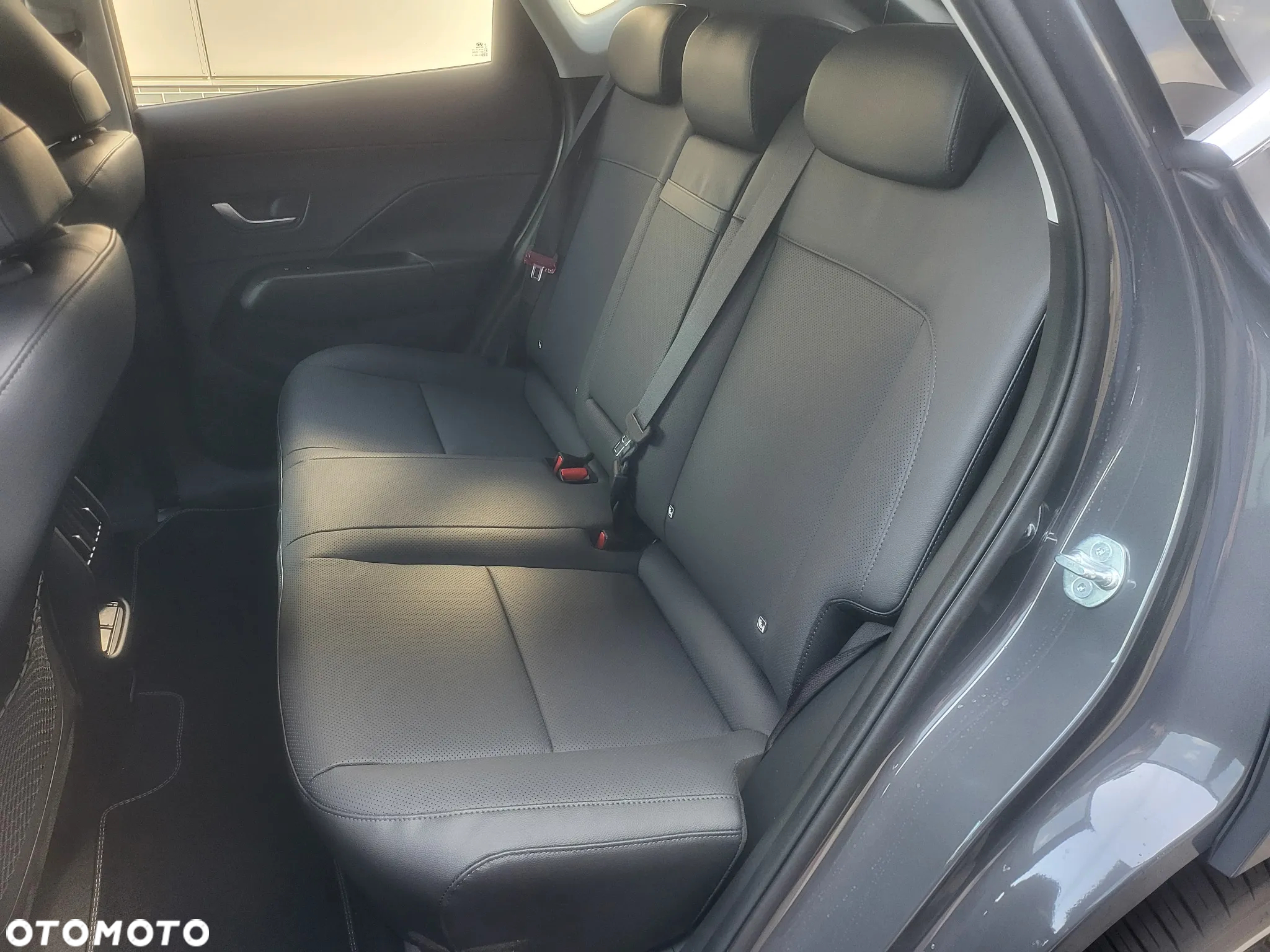 Hyundai Kona Electric 65kWh Platinum - 33