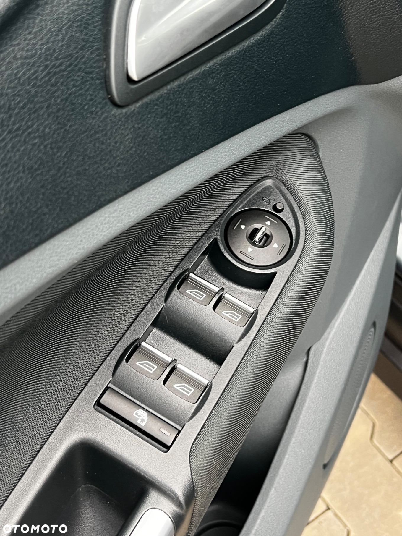 Ford C-MAX 1.6 TDCi Start-Stop-System Business Edition - 13