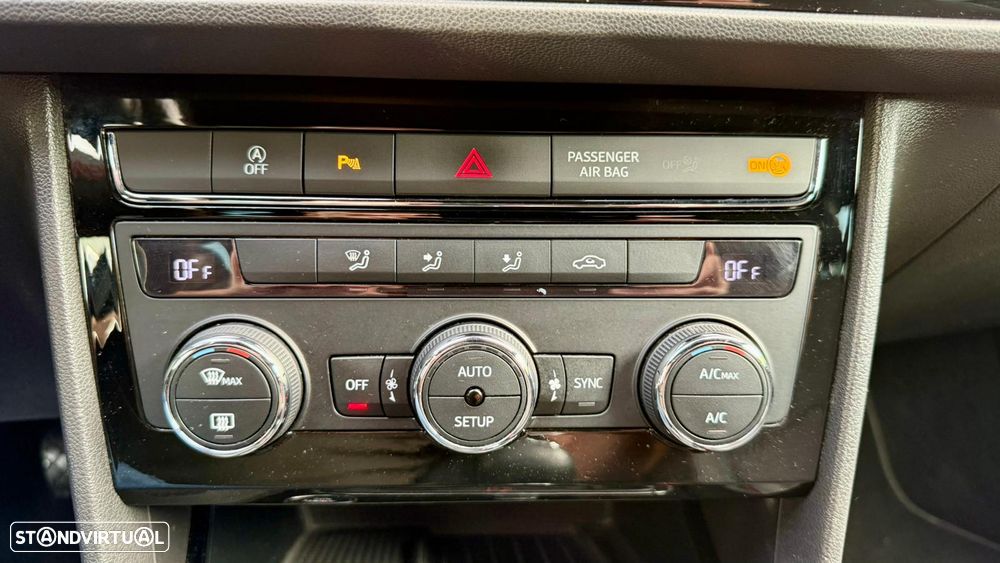 SEAT Leon ST 1.6 TDI FR S/S - 16