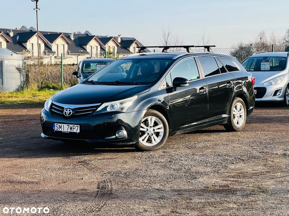 Toyota Avensis 2.0 D-4D Life - 2