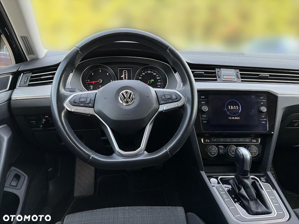 Volkswagen Passat 2.0 TDI Business DSG - 14