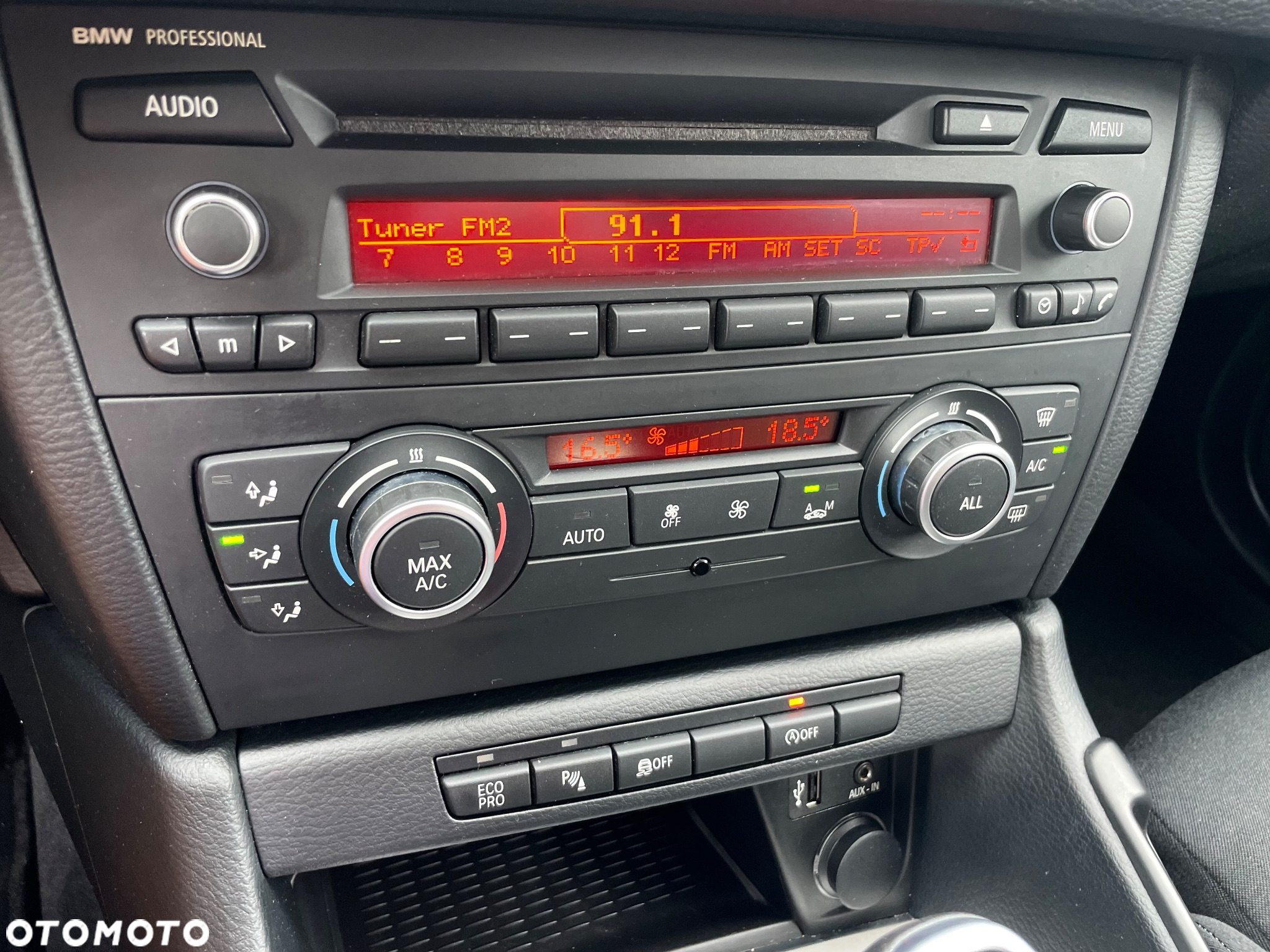 BMW X1 sDrive18d Sport Line - 23