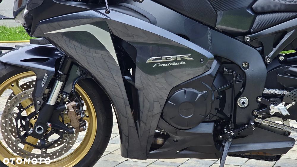 Honda CBR - 9