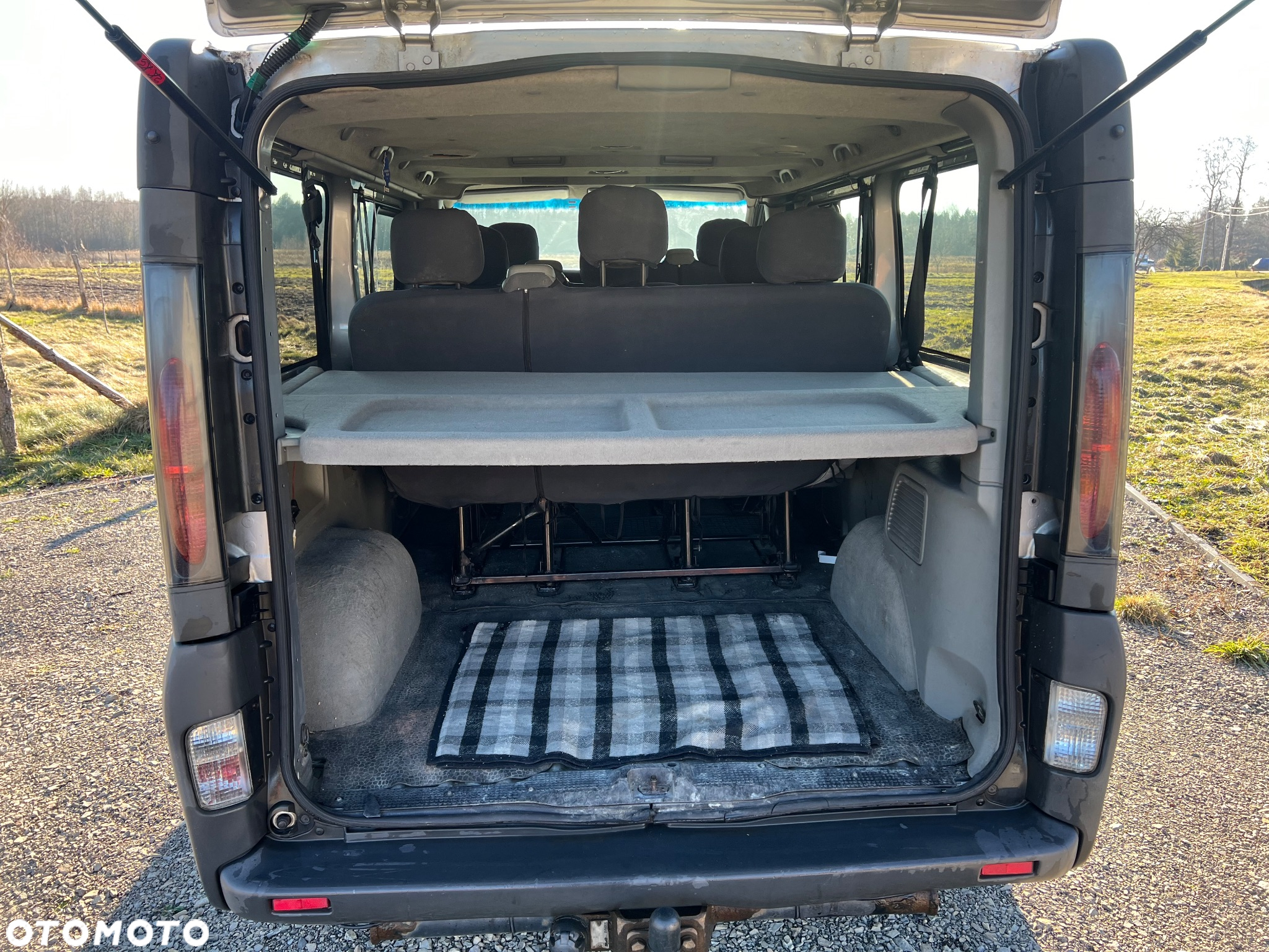 Opel Vivaro - 4