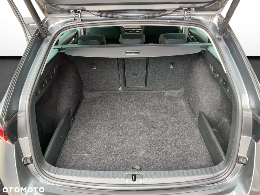 Skoda Octavia 2.0 TDI 4x4 Scout DSG - 35