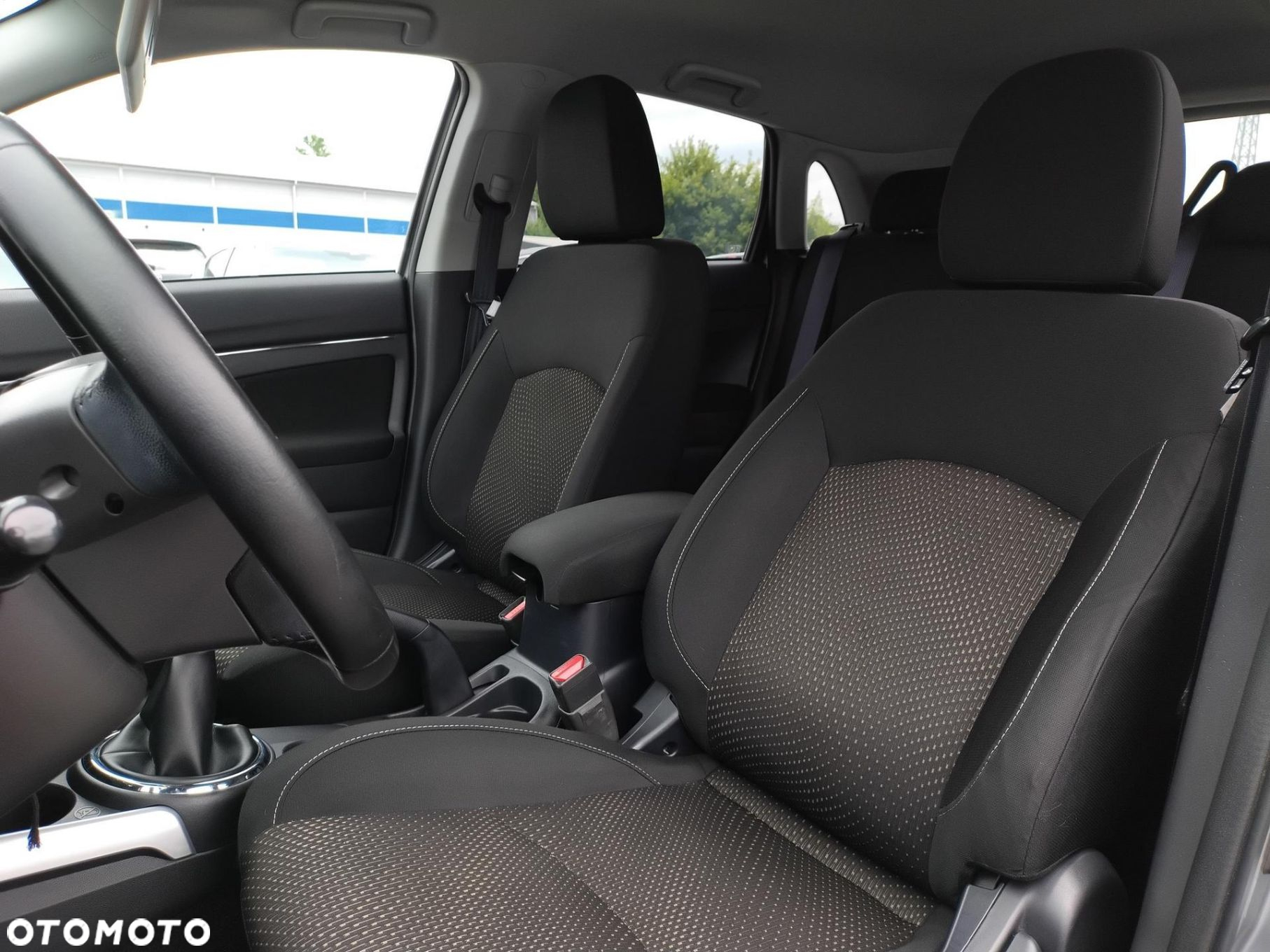 Mitsubishi ASX 1.6 Intense - 20