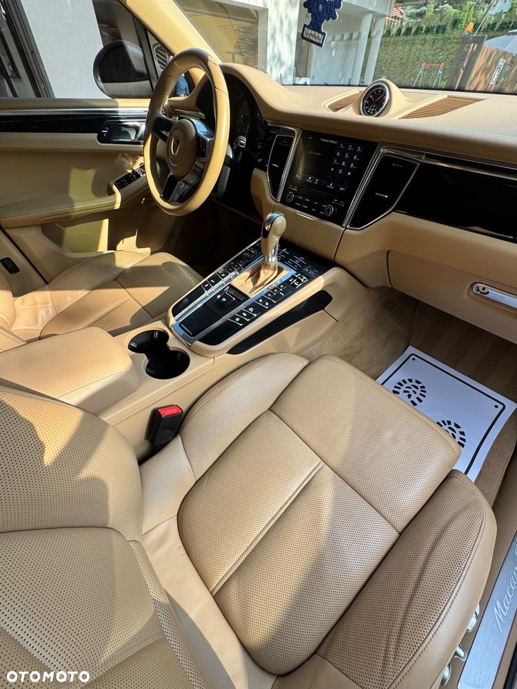 Porsche Macan S - 31