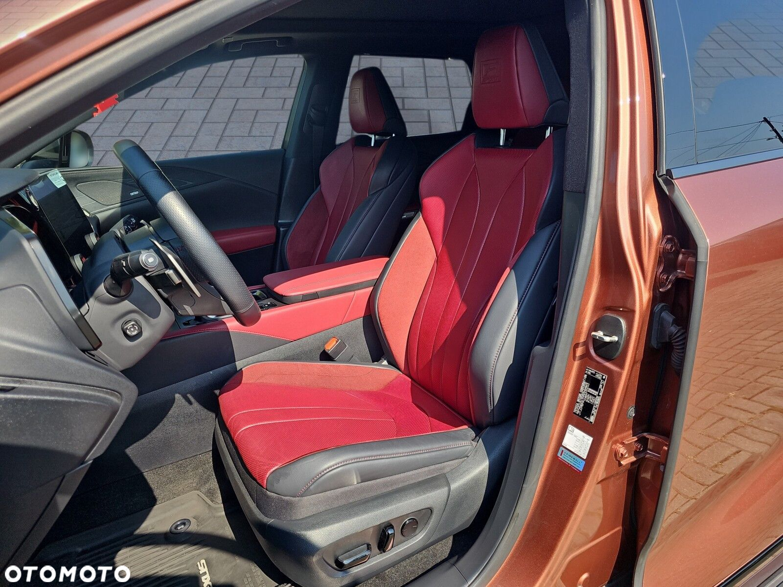 Lexus RX - 11