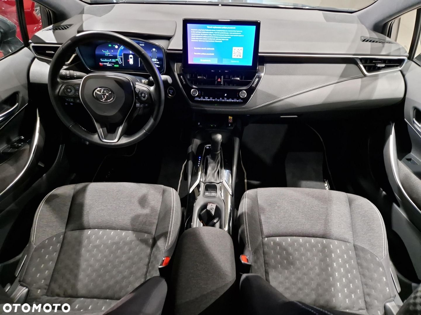 Toyota Corolla - 12