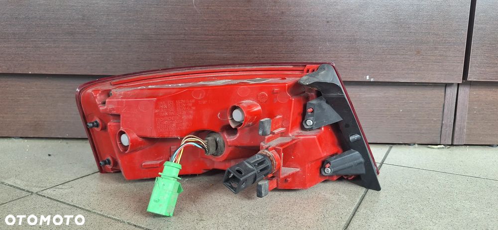 Audi A5 Lampa Tył Tylna LED Prawa w błotnik zewnętrzna 8T8945096F gwarancja - 10