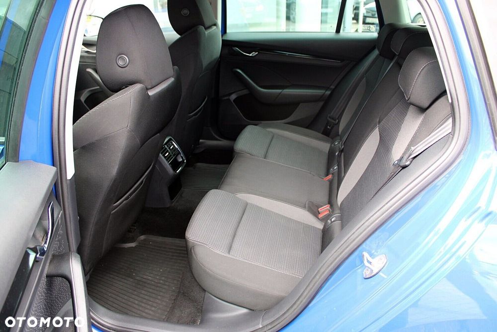 Skoda Octavia 2.0 TDI Ambition DSG - 13