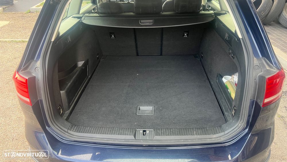 VW Passat Alltrack 2.0 TDi DSG 4Motion - 37