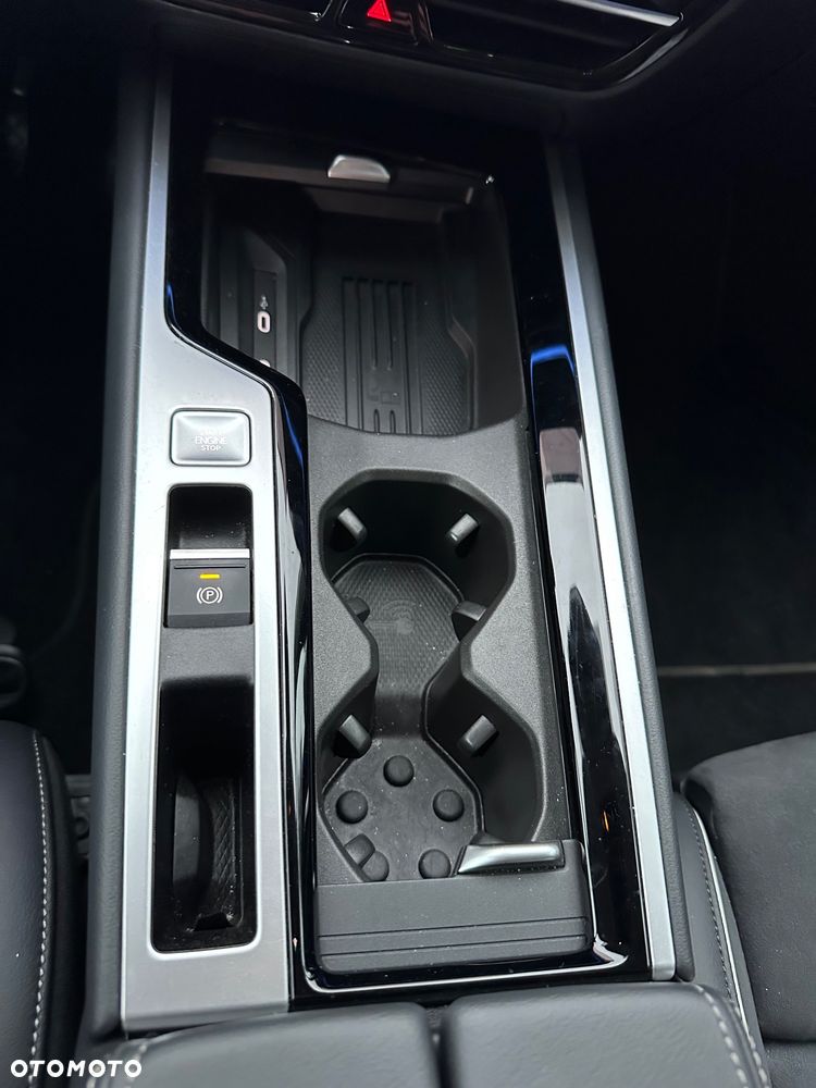 Volkswagen Passat 2.0 TDI SCR Style DSG - 14