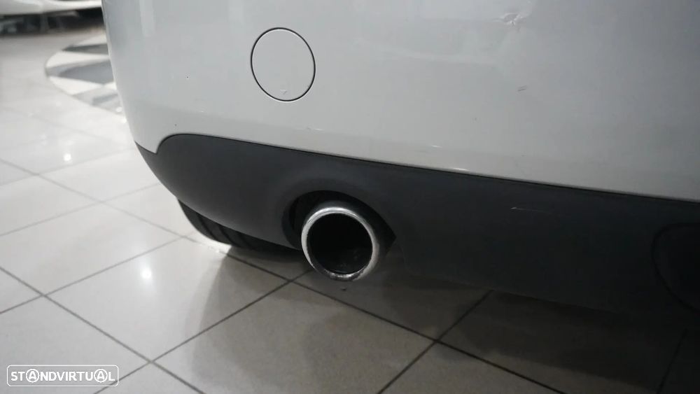 MINI 3 Portas Cooper D - 10