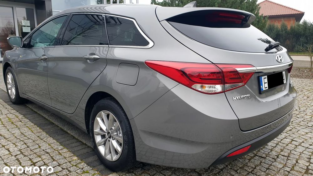 Hyundai i40 1.6 CRDi Premium DCT - 10