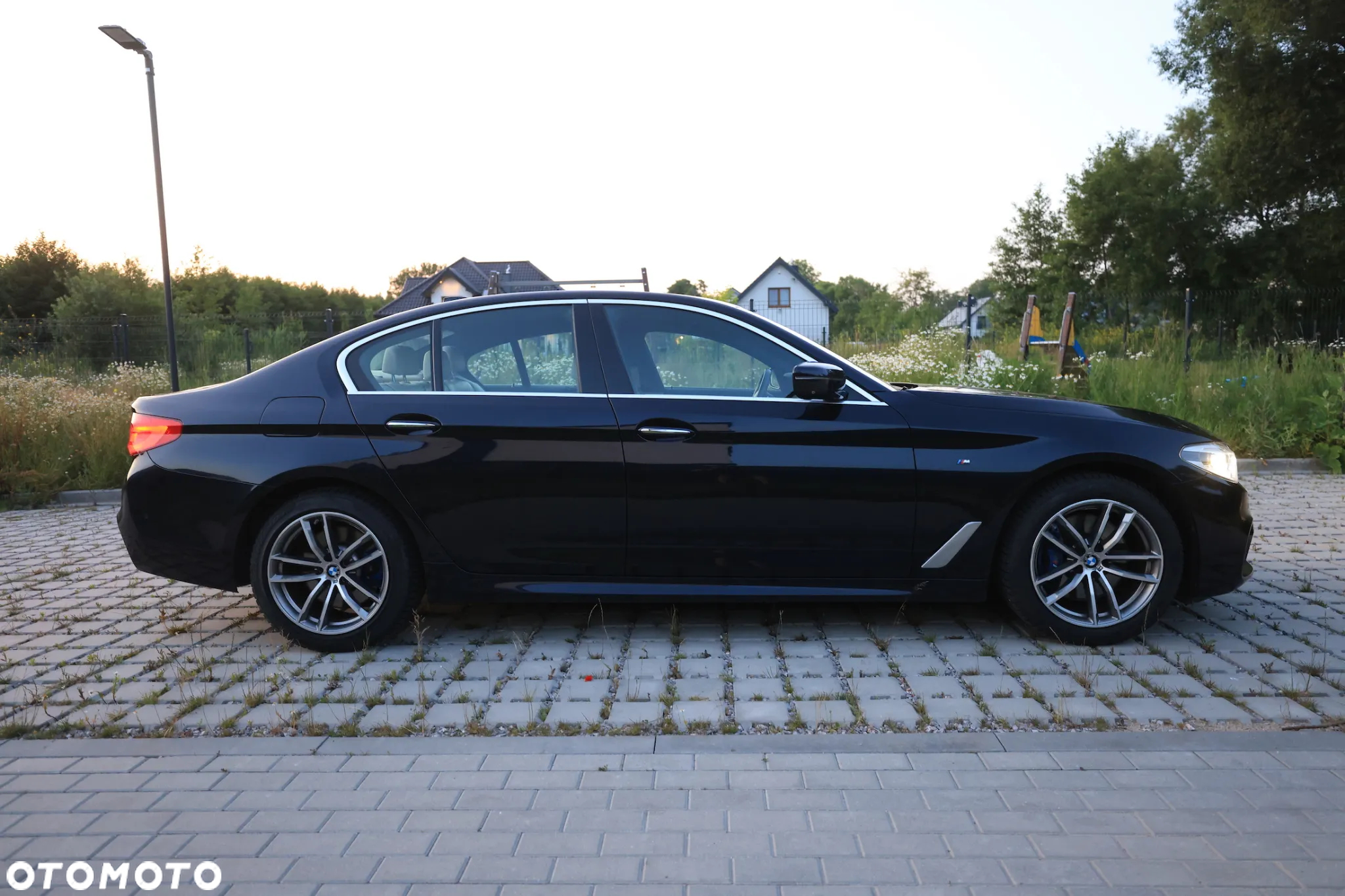 BMW Seria 5 530i xDrive GPF M Sport sport - 11