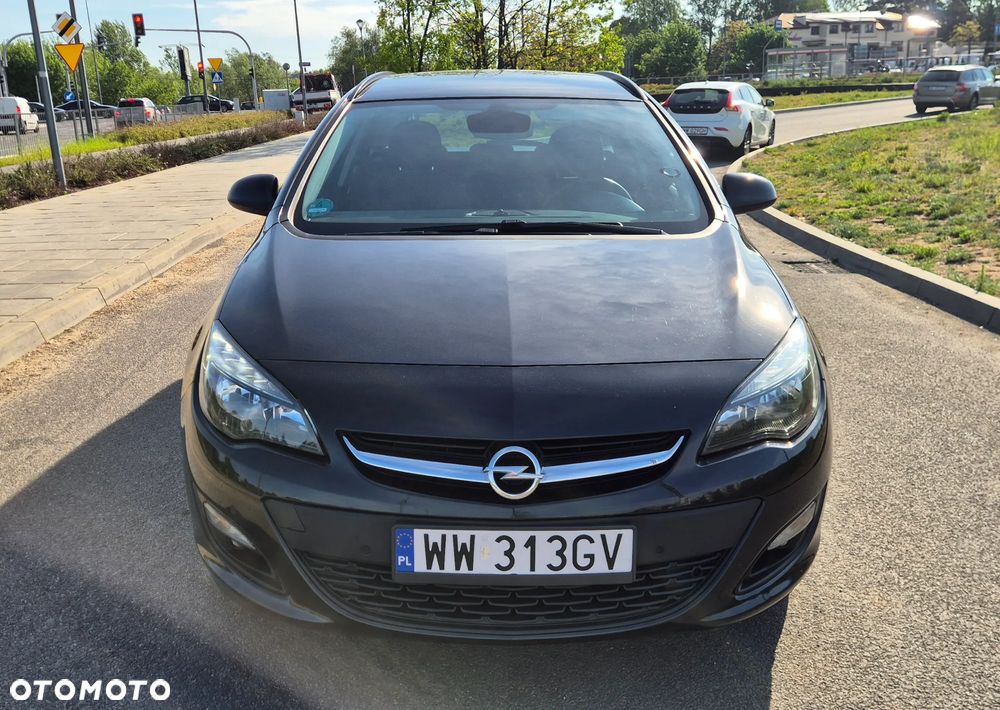 Opel Astra 1.4 Turbo Exklusiv - 1