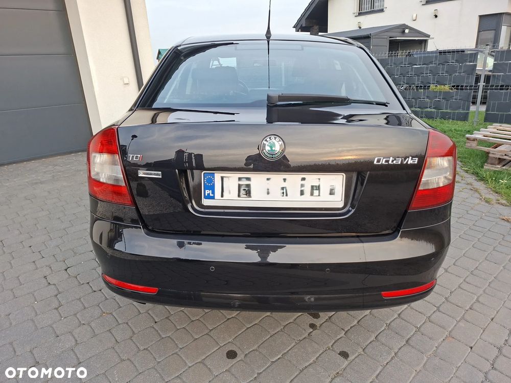 Skoda Octavia 2012 photo 4