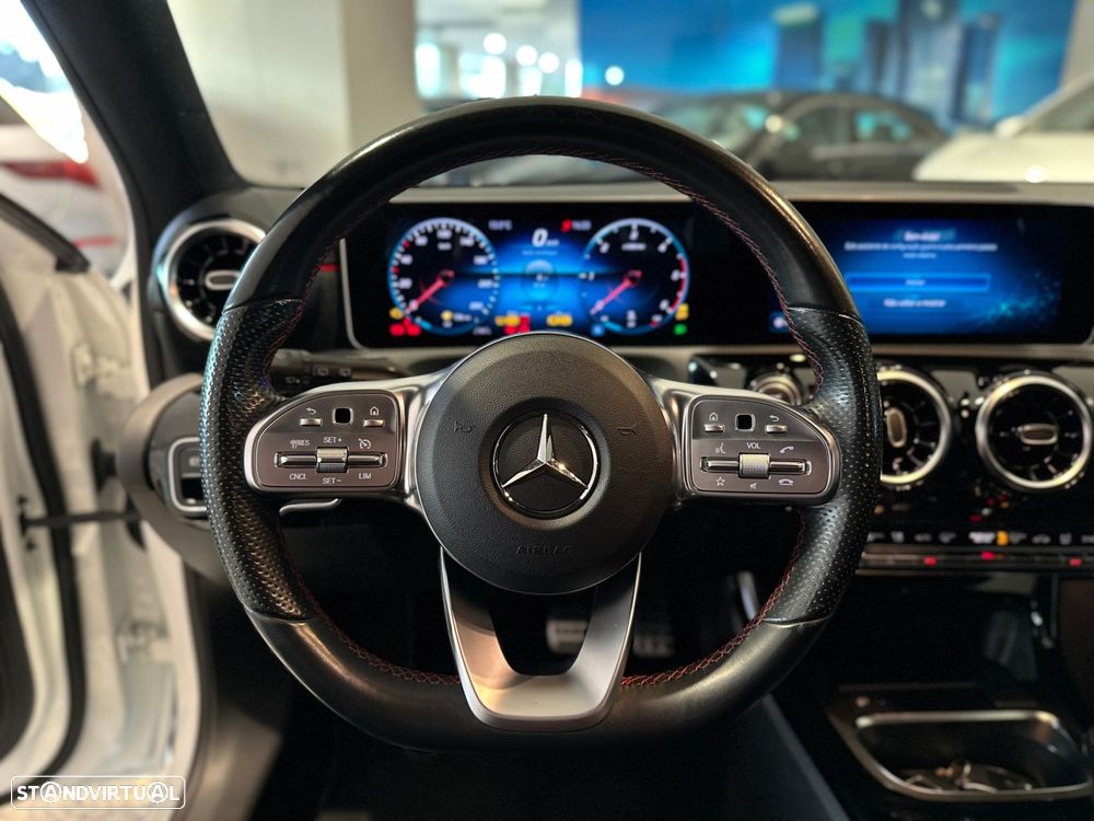 Mercedes-Benz A 180 d AMG Line - 17