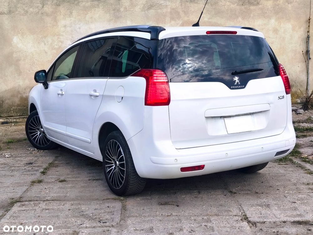 Peugeot 5008 - 12