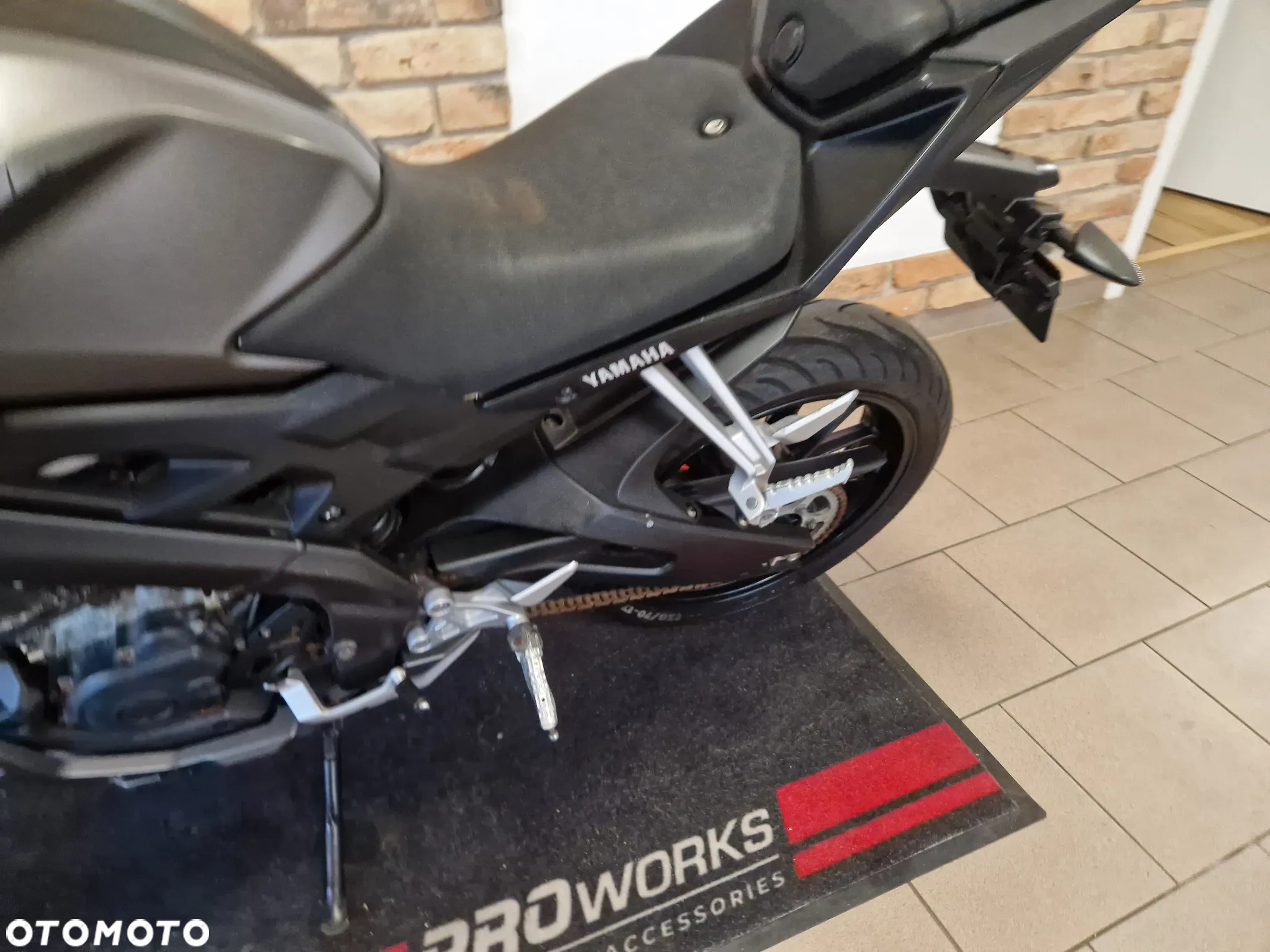 Yamaha MT - 13
