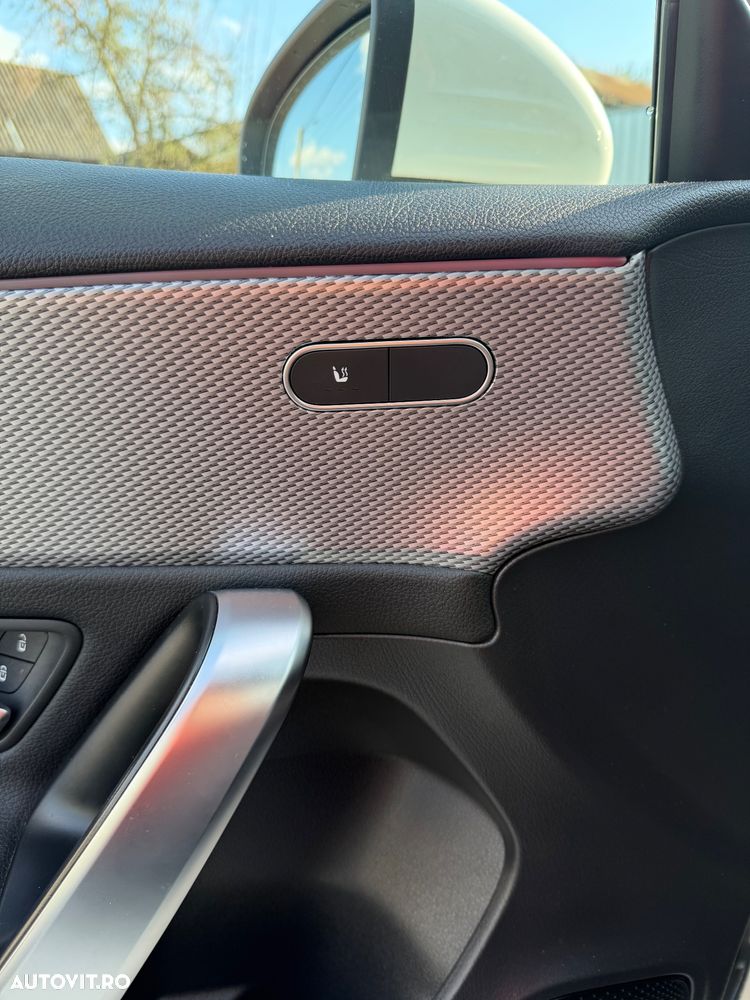 Mercedes-Benz A 180 7G-DCT Progressive - 11