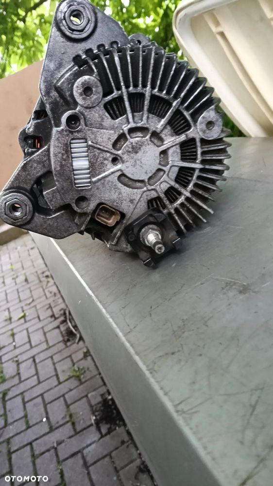 Alternator orginalny po remoncie - 2