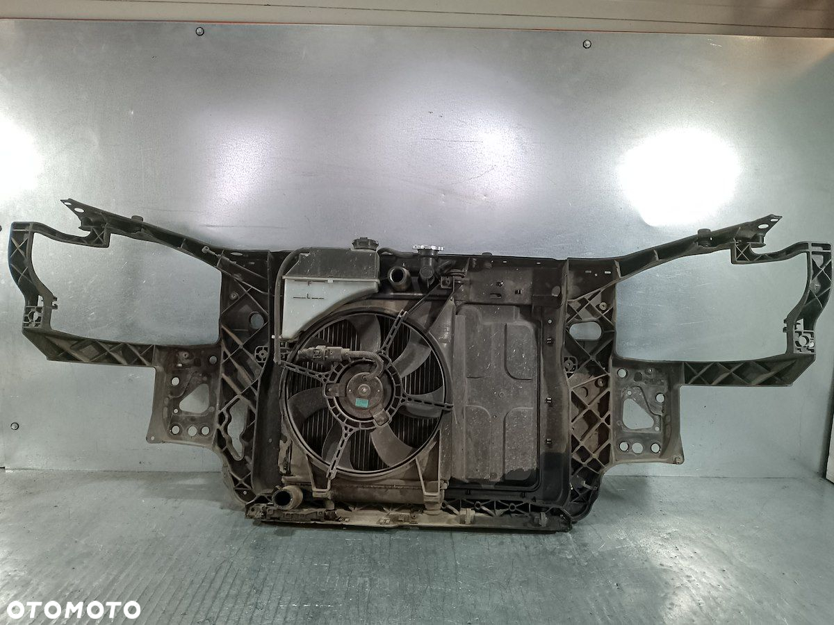 PAS PRZÓD, CHŁODNICA WODY, WENTYLATOR HYUNDAI GETZ 1.1 - 4