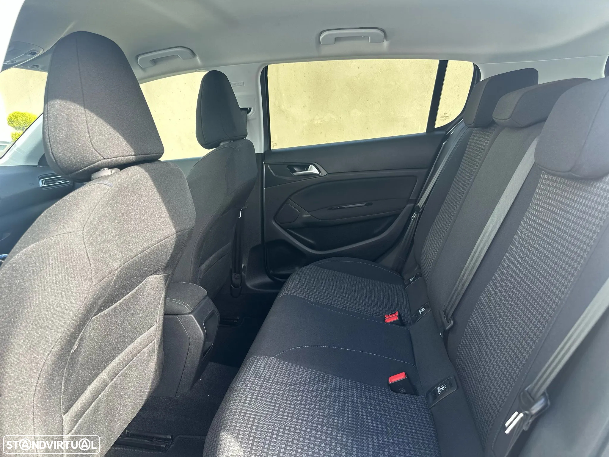 Peugeot 308 1.5 BlueHDi Allure Pack - 25