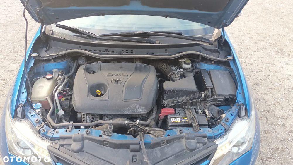 Toyota Auris 1.4 D-4D Comfort - 11