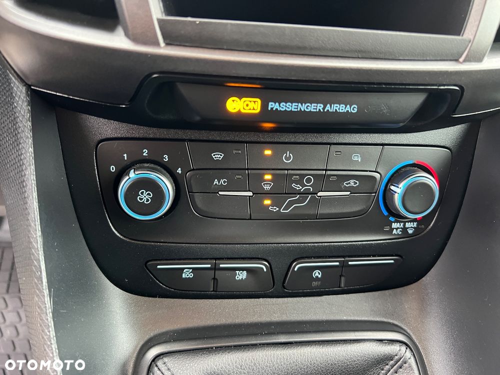 Ford Transit Connect - 20